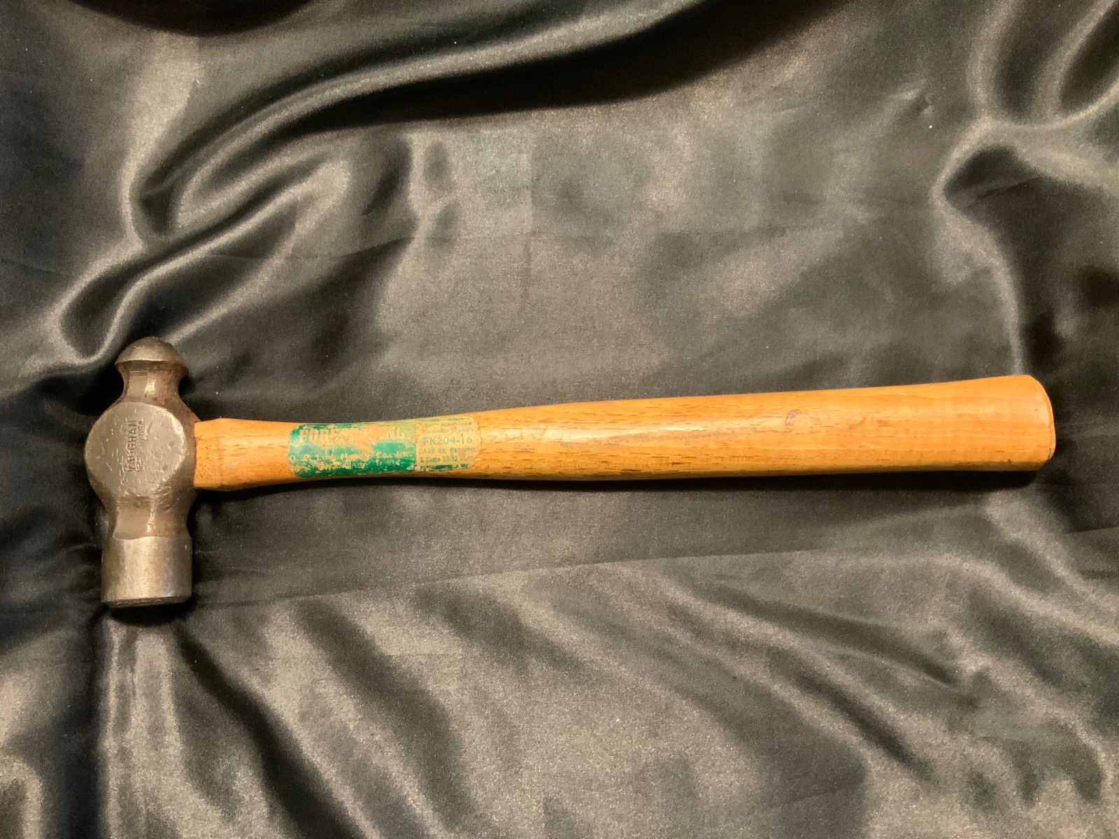 Vintage Vaughan Ball peen hammer USA Total weight 28 oz. Wood handle