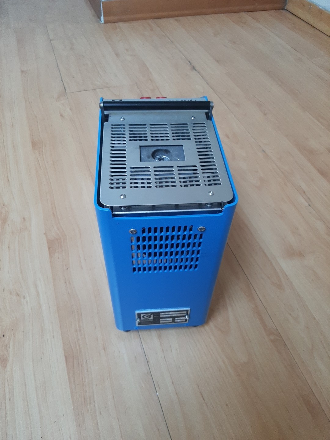Giussani PYROS 140 Portable Temperature Calibrators