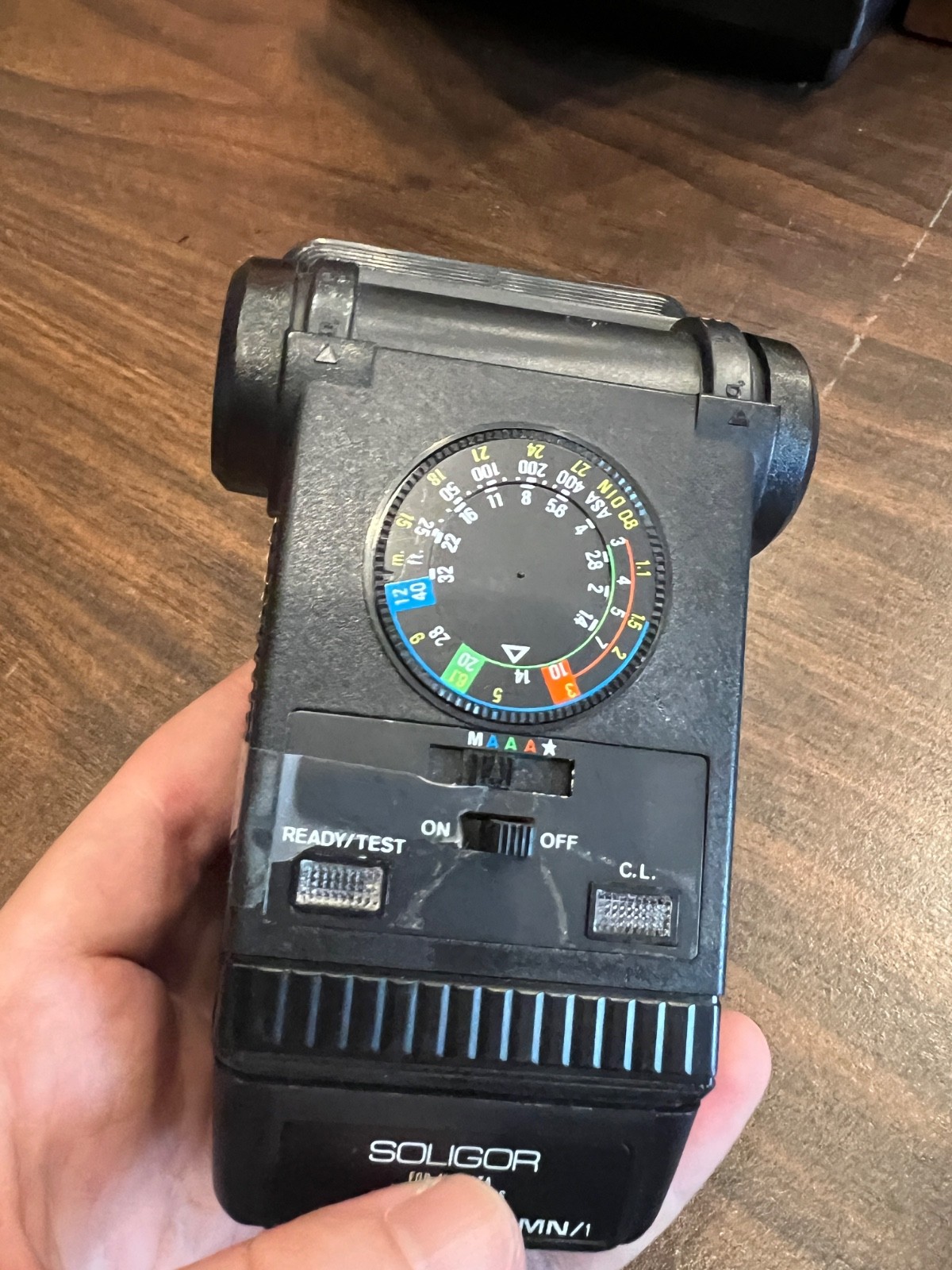 Soligor 24d Eletronic Hot Shoe Flash