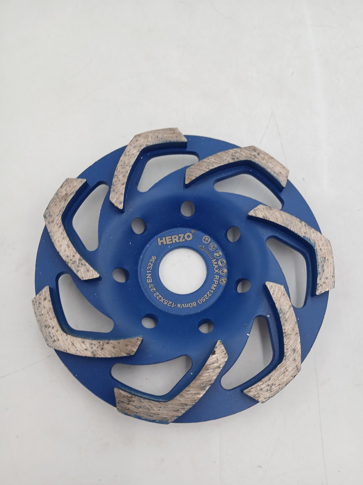 HERZO Diamond Grinding Wheel 125mm X 22.23mm Blue Metal Turbo Cup Angle Grinder
