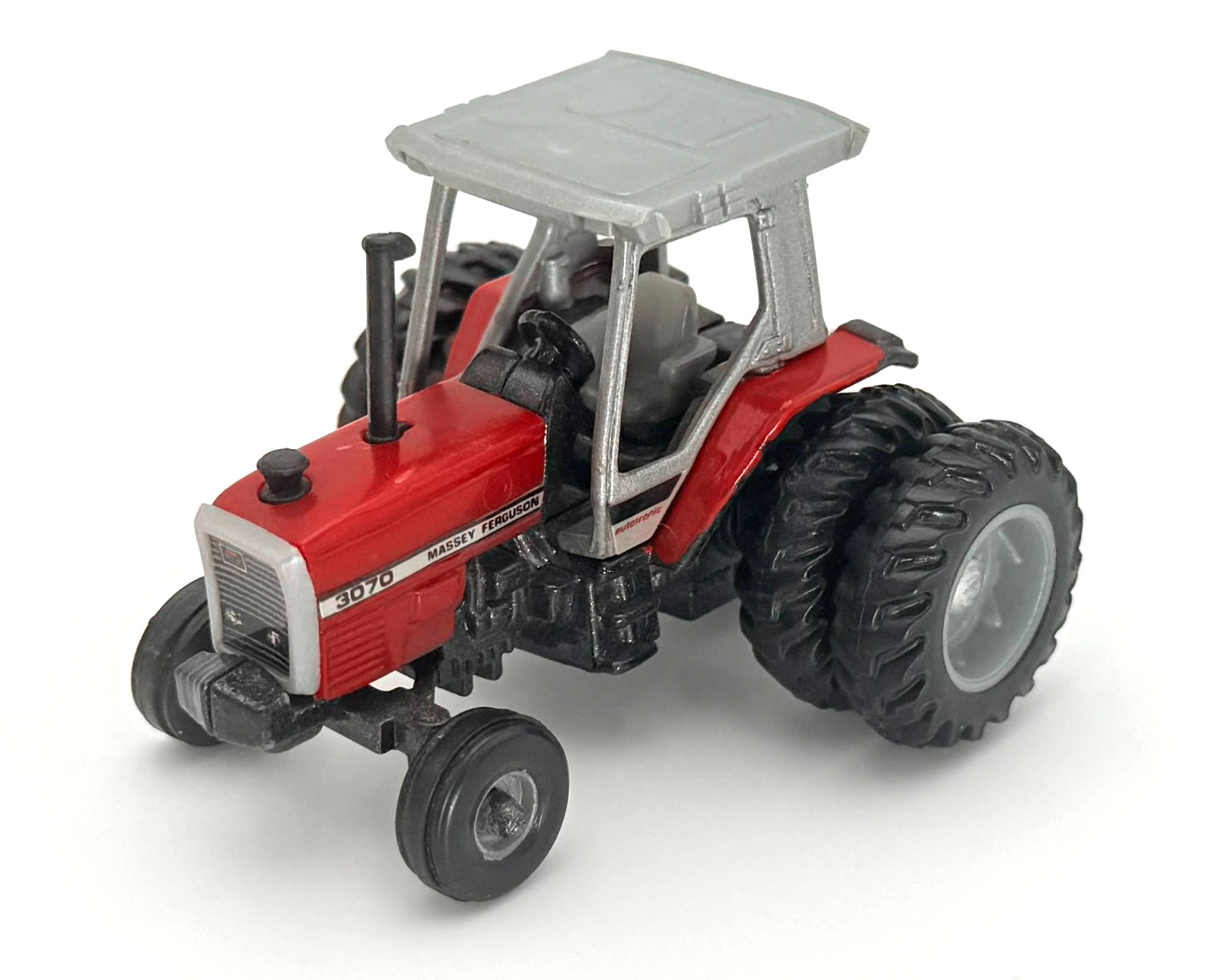 ERTL - Massey Ferguson 3070 Tractor with Duals - 1:64 Scale #2