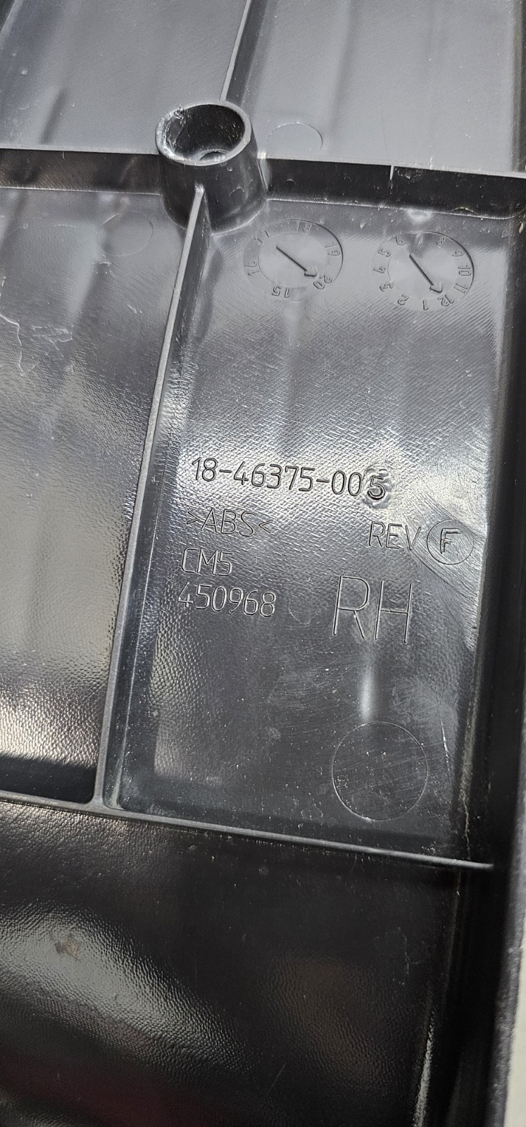 Freightliner M2 106 POLY Right/Passenger THRESHOLD Trim/Panel | P/N 18-46375-005