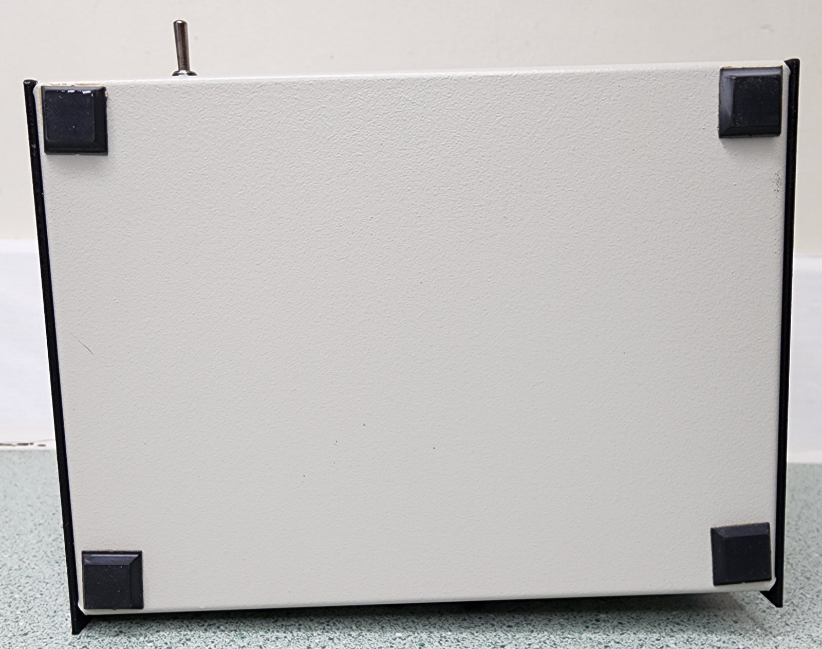 ELITE VIDEO BROADCAST VIDEO DISTRIBUTION AMPLIFIER *Untested*