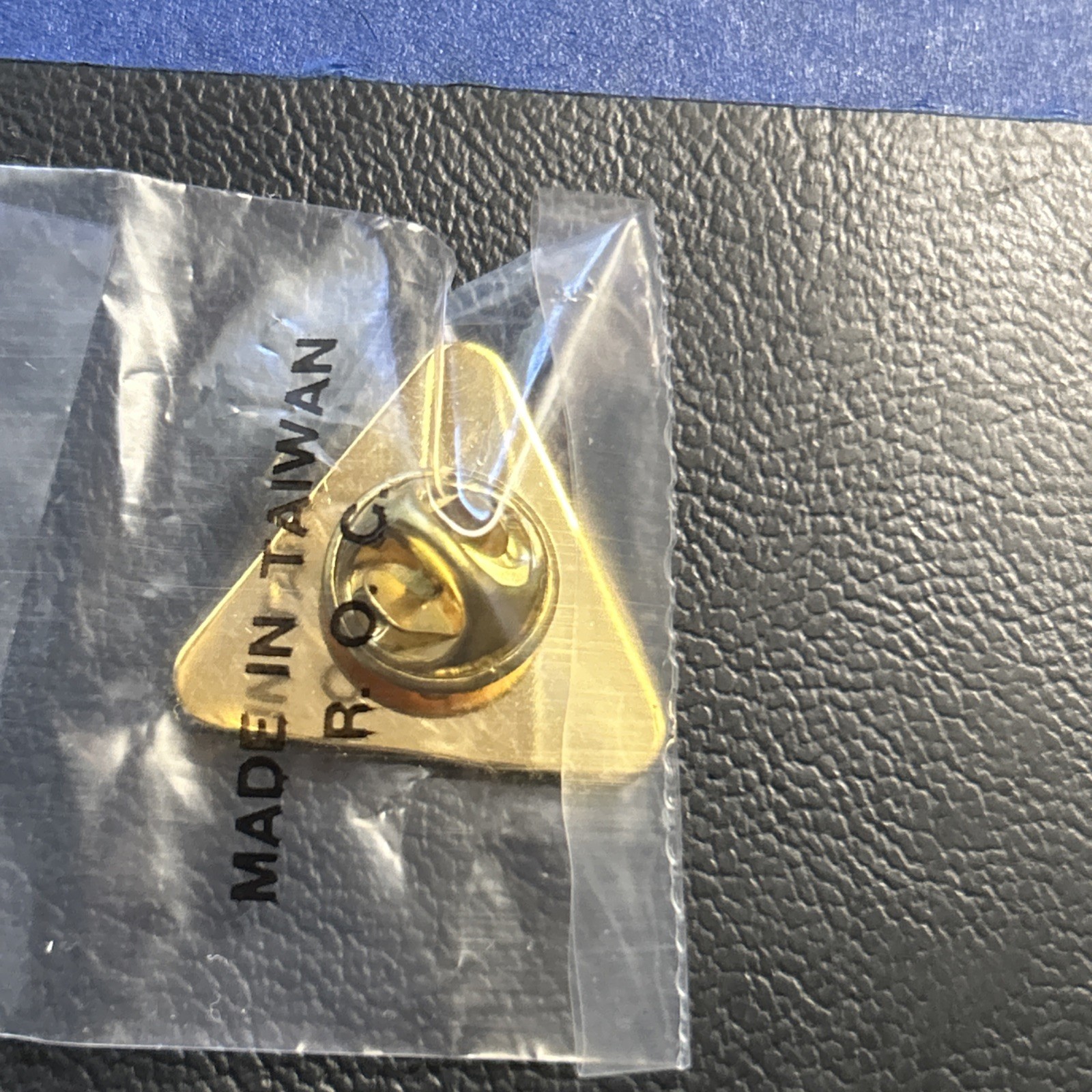 Lapel Pin billards Pool Player Bca Pool League 2000 2001
