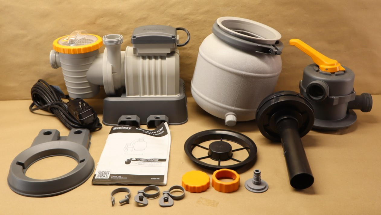 Flowclear 1500 gal. Pool Filter Silica Sand Pump.Mod. 58663E Incomplete For Part