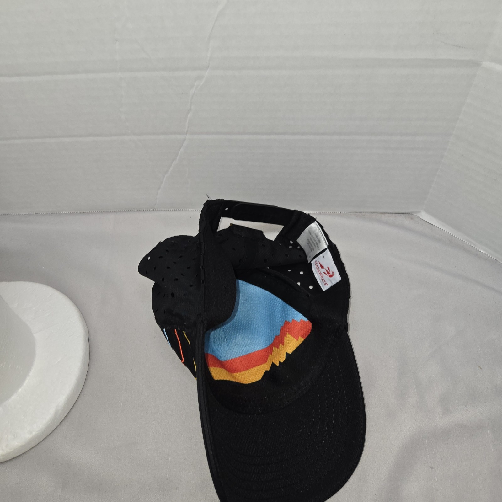 Headsweats Mountain Crusher Hat Lightweight Running Black Euc