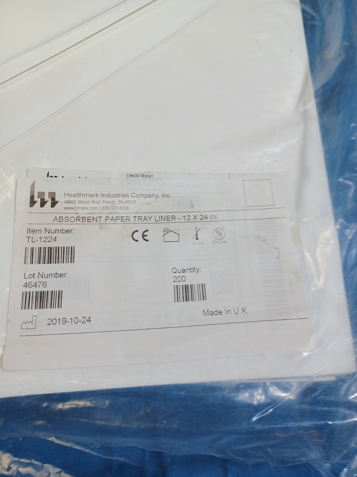 200 Pack, Healthmark  Paper Tray Liner 20" x 24" Absorbent, Medical Grade or Pet