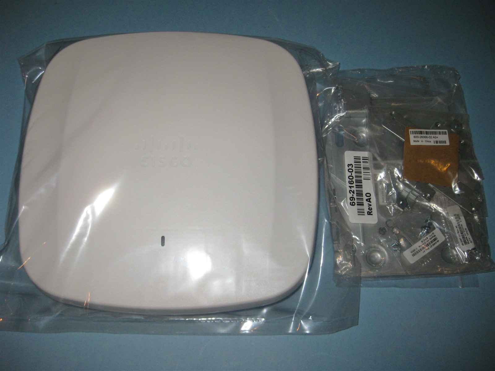 Cisco CW9166I-B Catalyst 9166I AP Indoor Wireless AP WiFi 6E Bluetooth