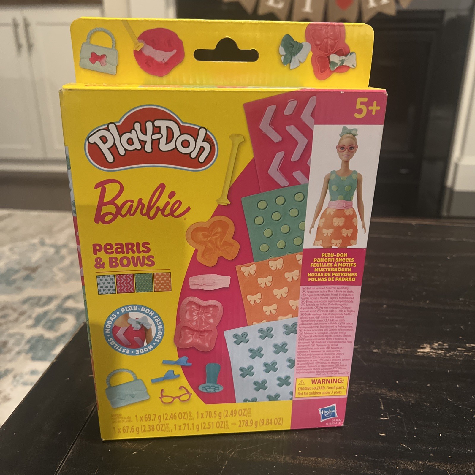 Play-Doh Barbie Pearls & Bows Play-Doh Fashions Set New/Sealed Designer Fun!