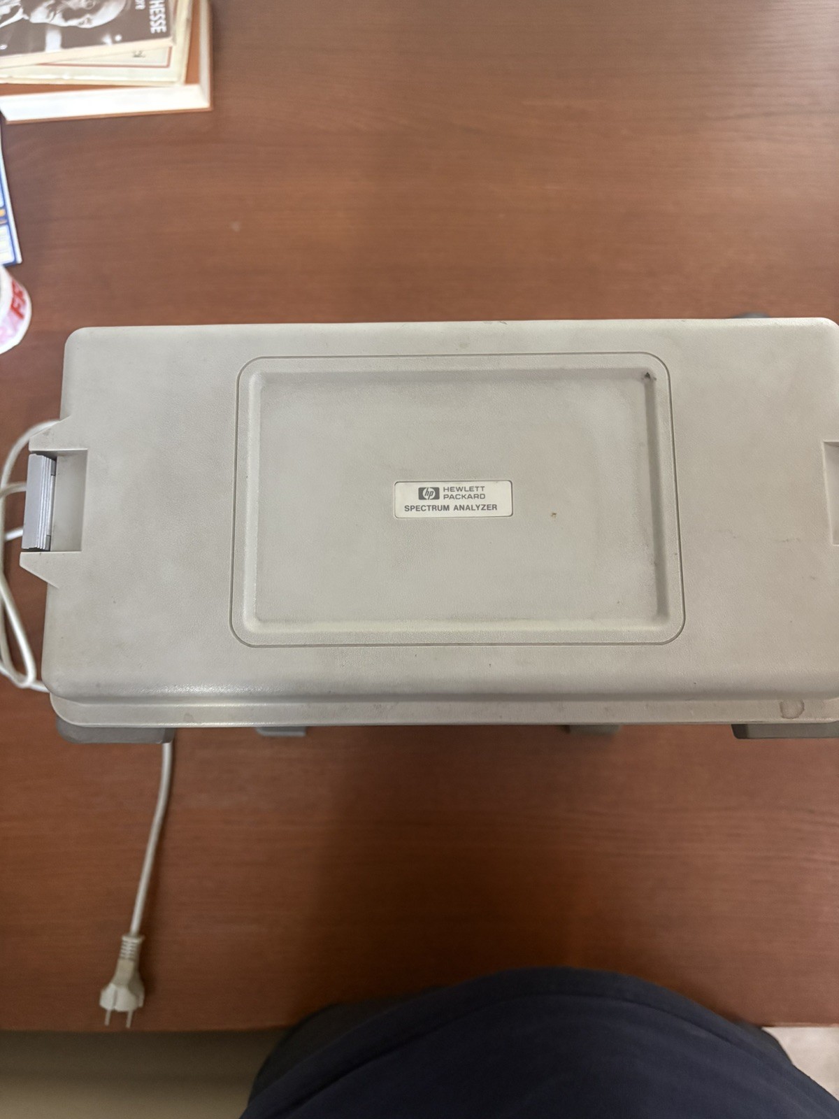 HP 8593A Spectrum Analyzer - OPT 021 - Professional Spectrum Analyzer