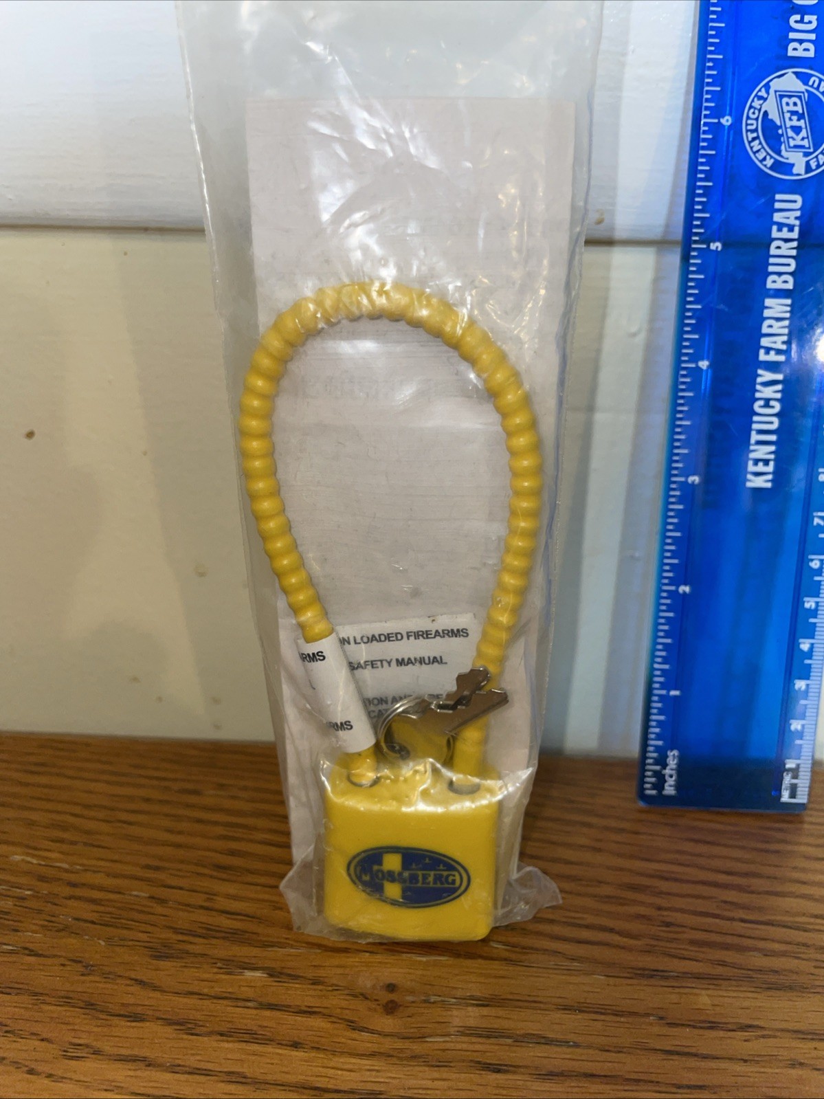 Mossberg Original Factory Cable Safety Lock for Shotgun/Rifle w 2 Keys W2