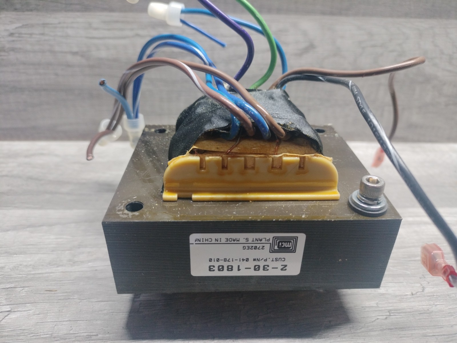 Pelton Crane Dental Light Transformer
