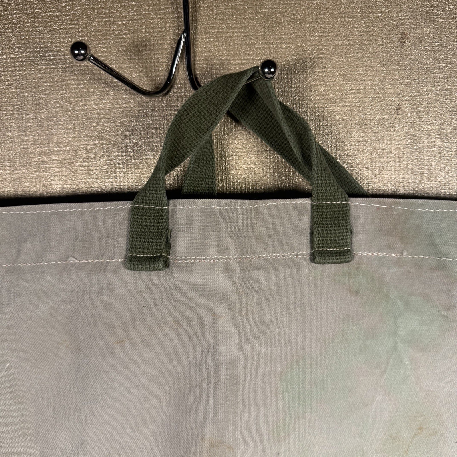 Large Vintage Green Canvas Military Gear Deployment Laundry Tote Bag 42x27 Mail