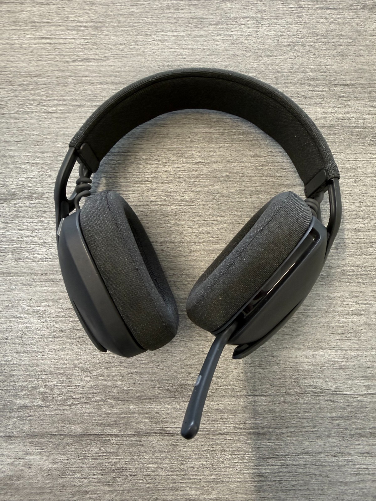 Logitech Zone Vibe Wireless Bluetooth Headphones Graphite