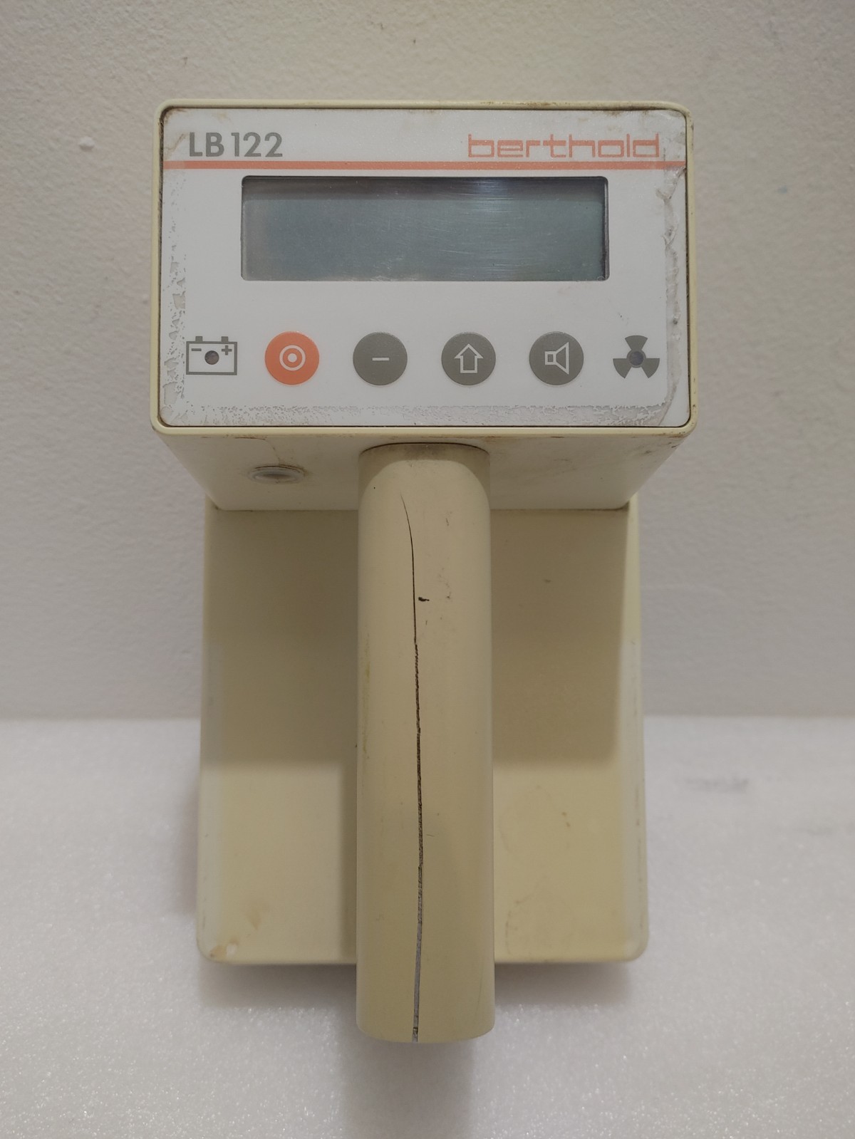 Berthold LB122 Handheld Radiation Detector