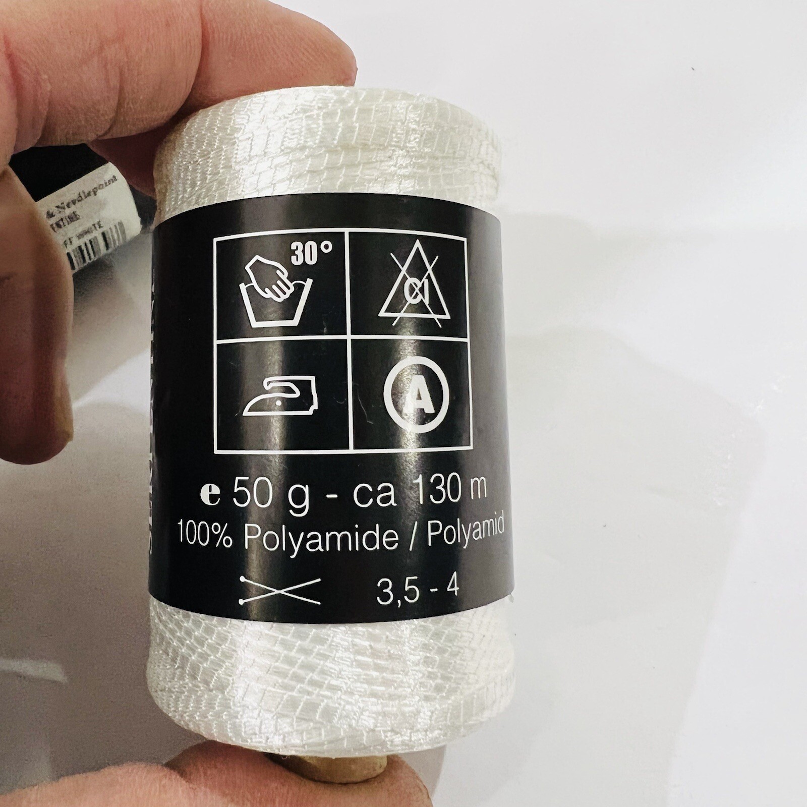 Spool Fonty Serpentine Yarn - White Knitting, Crocheting, Embroidery Lot Of 8