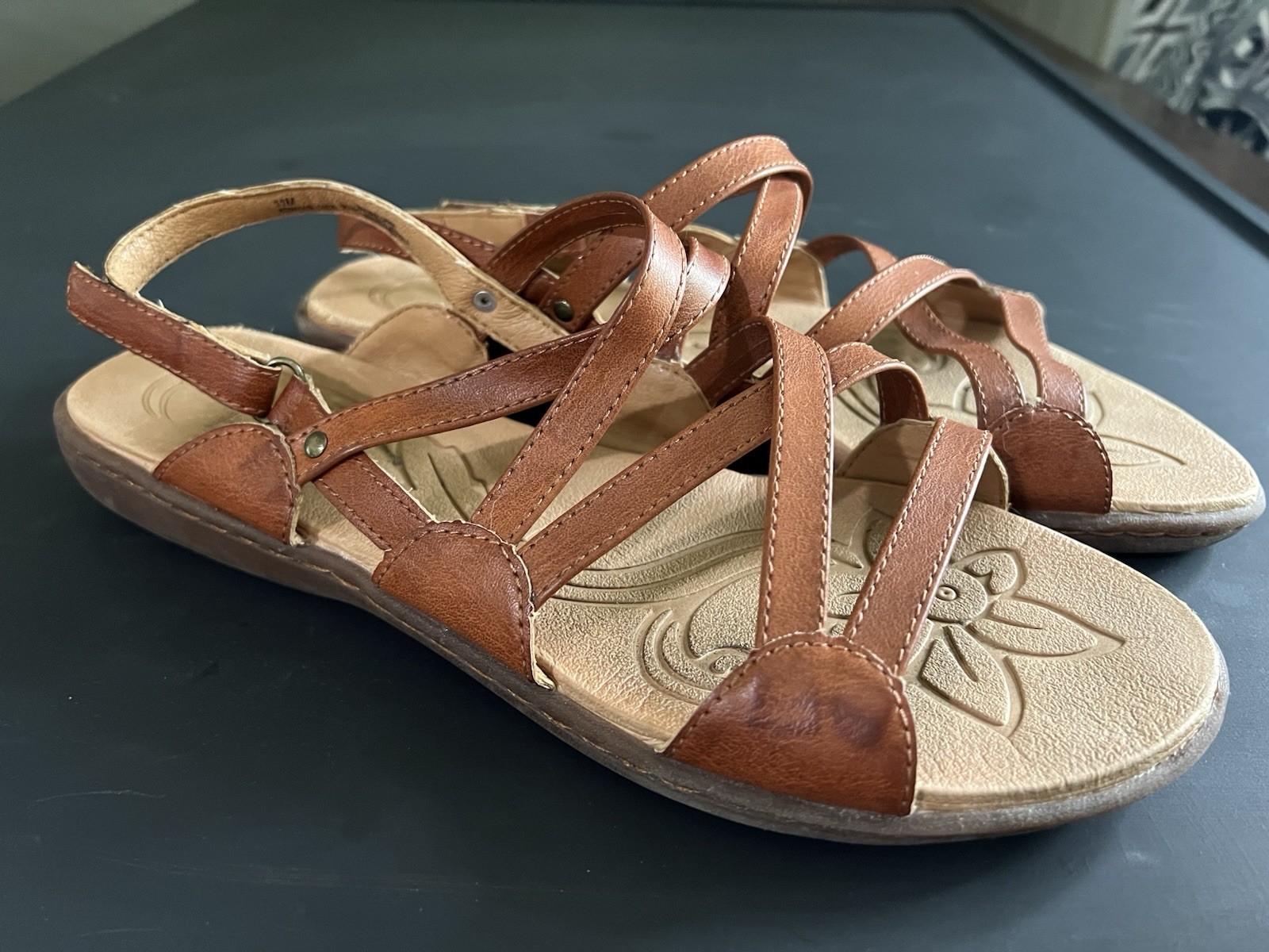 BOC Born Altheda Criss Cross Sandals Womens Sz 11 M Brown Comfort Strappy Vegan