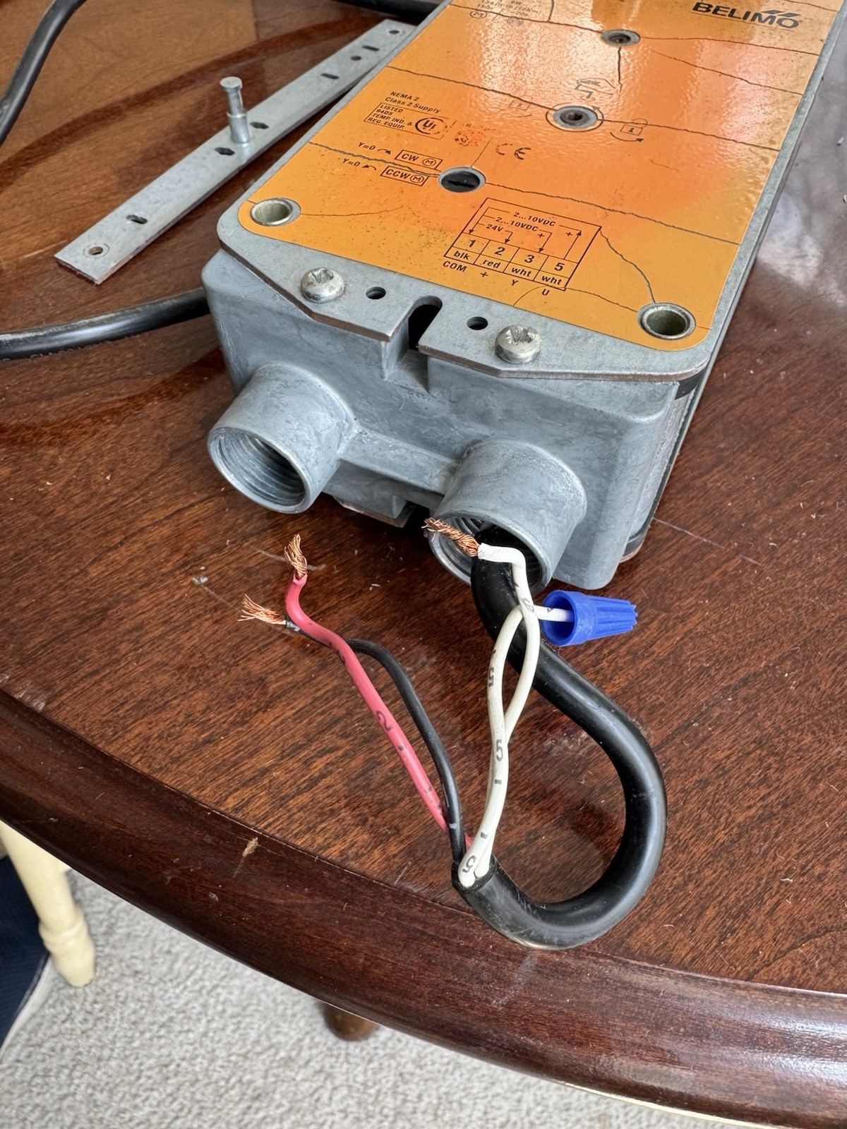Belimo AF24-SR US 24VAC/DC Spring Return Damper Actuator Used Untested