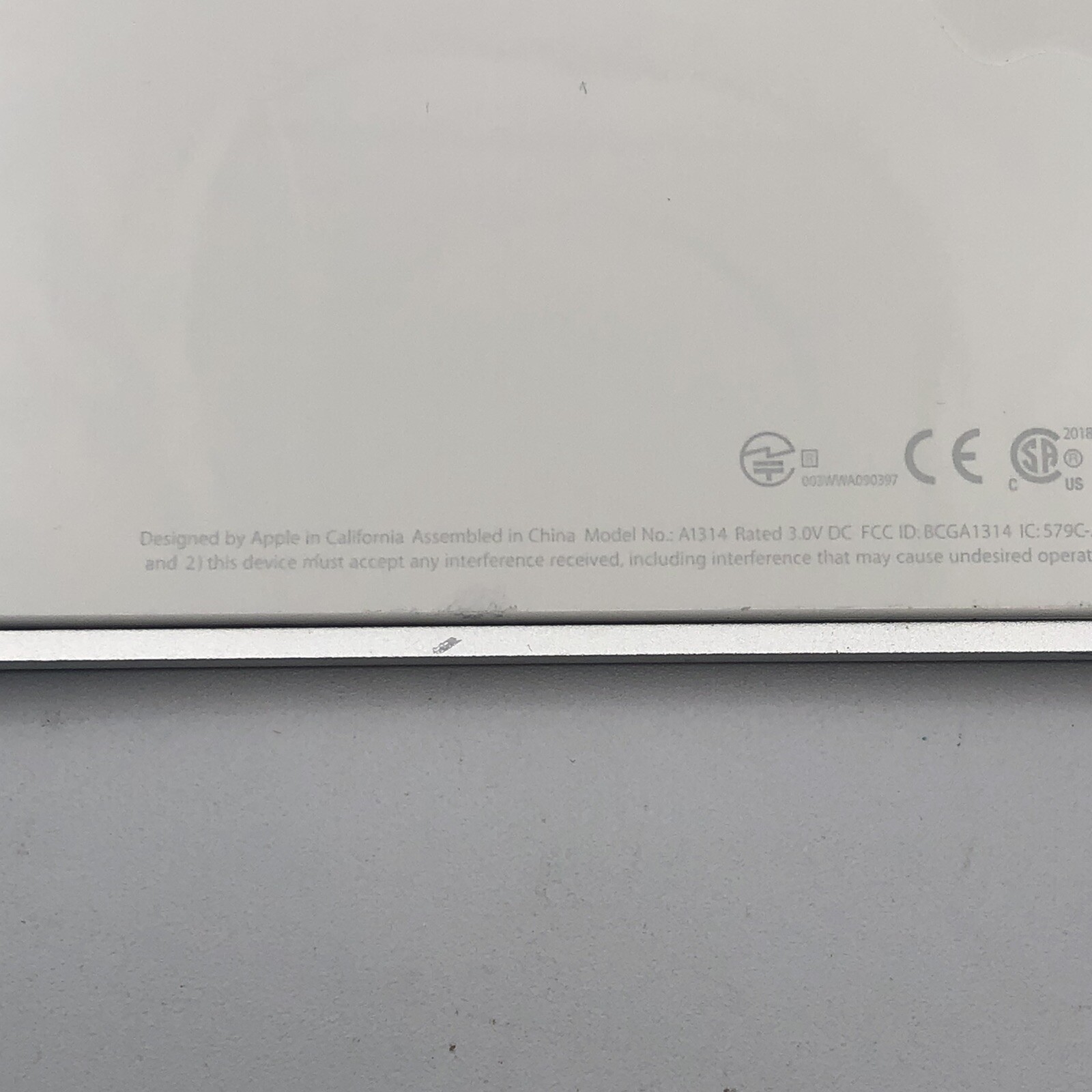 Apple A1314 Wireless Bluetooth Keyboard Silver And White