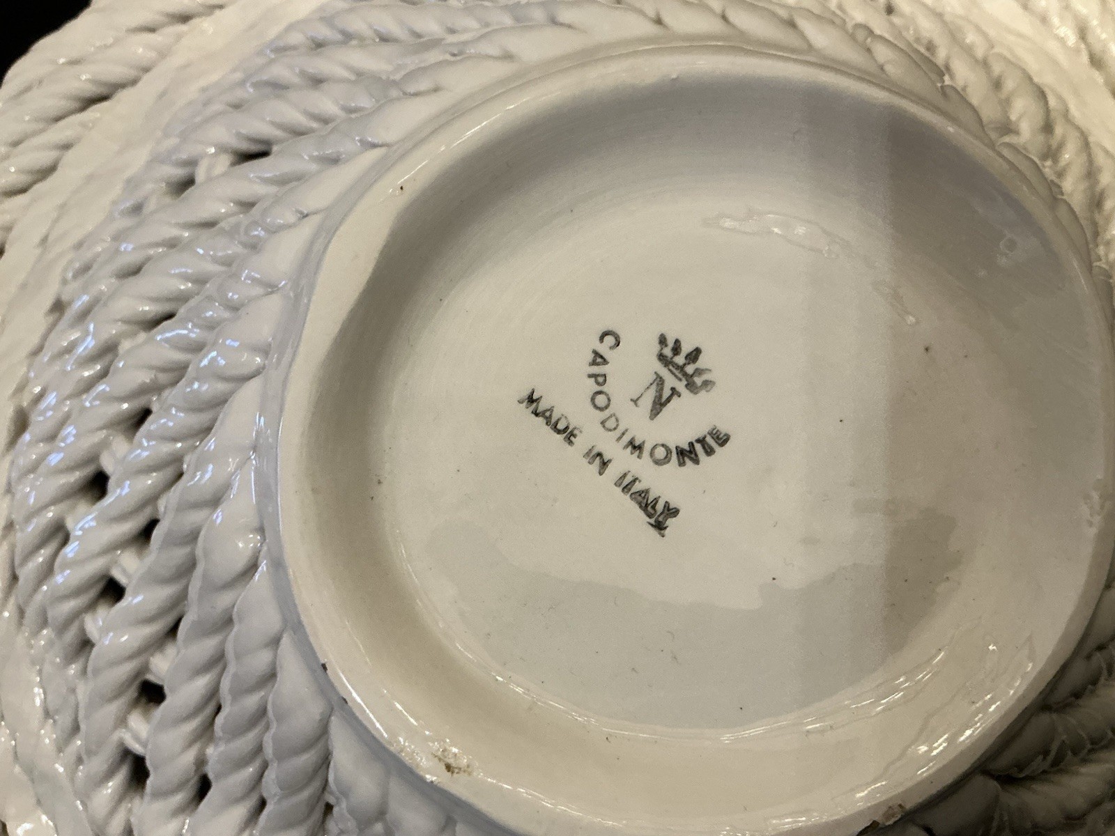 Large 13" Diameter Capodimonte Lattice & Roses Porcelain Basket