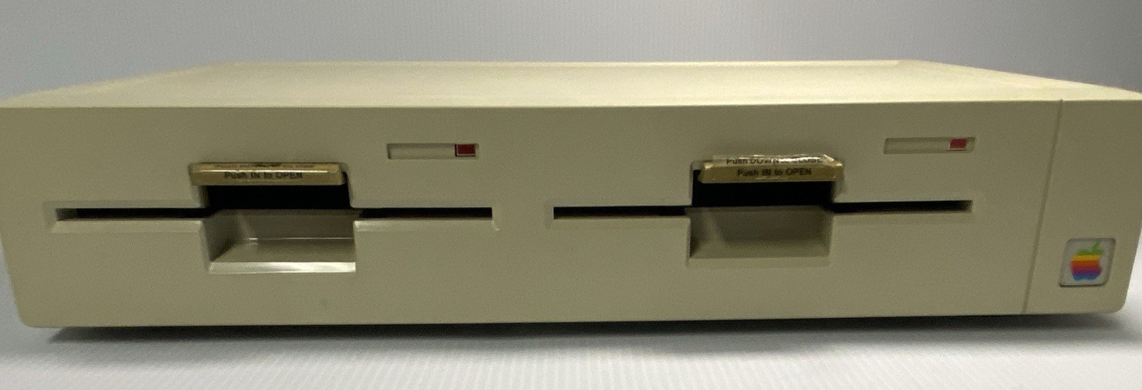 Apple DuoDisk A9M0108 Dual 5.25 Drive 1984 Vintage Tested Working