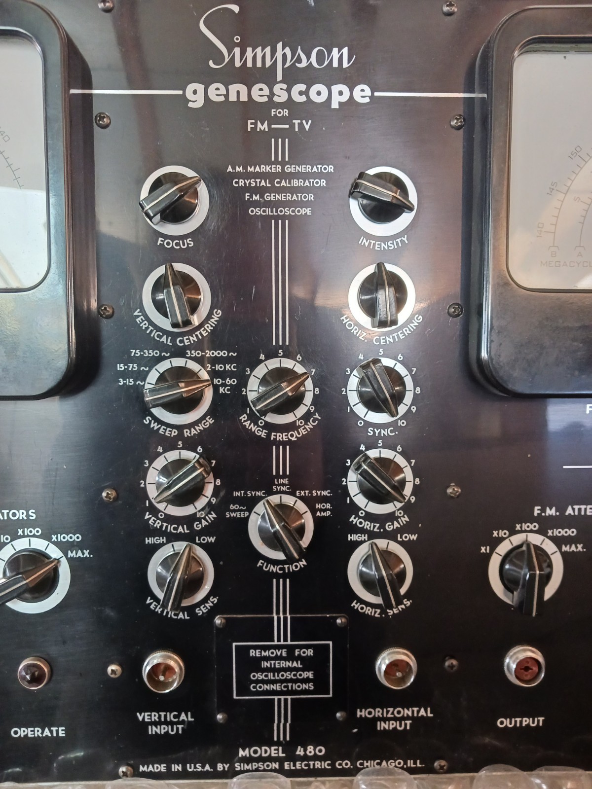 Simpson Model 480 FM-TV Genescope Powers On