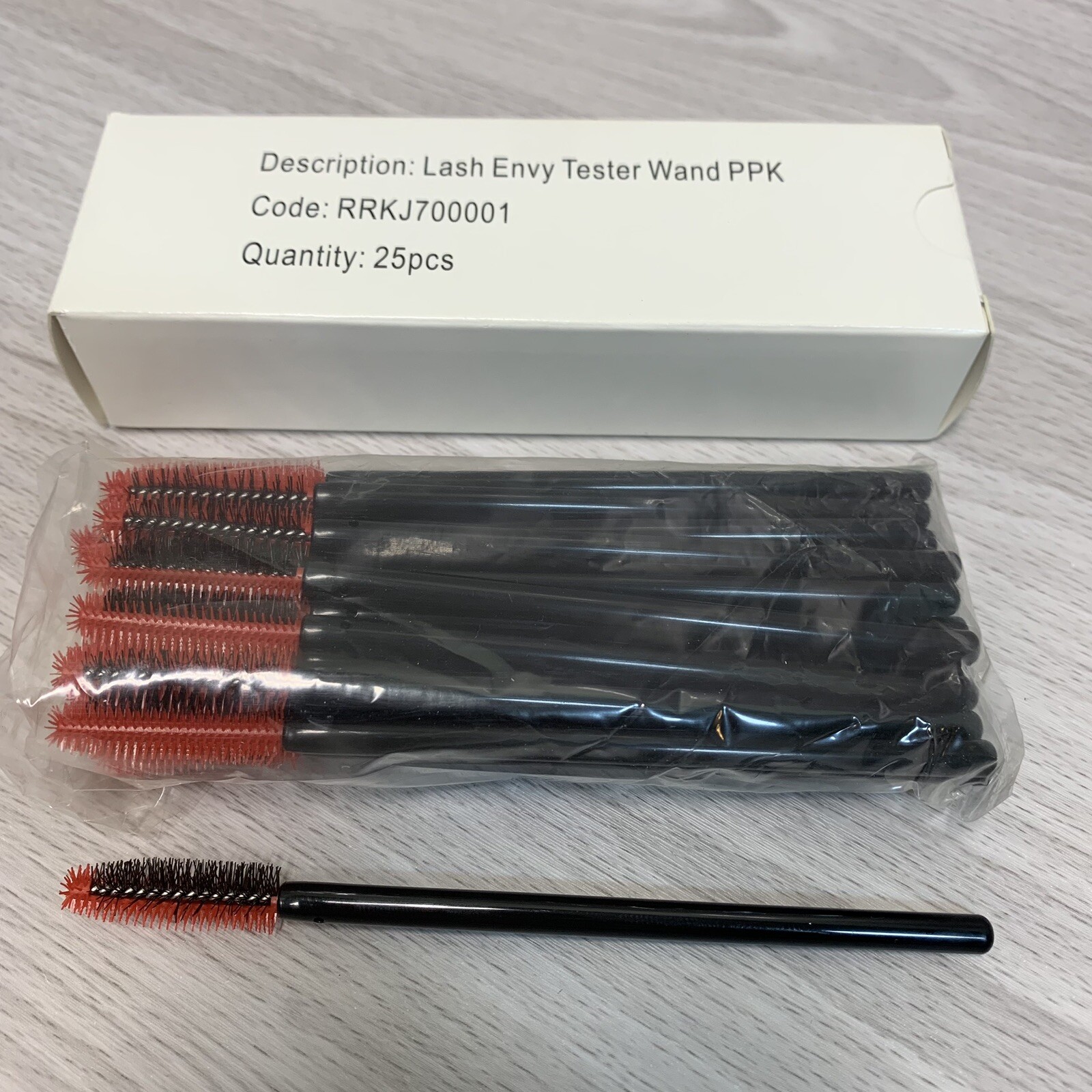 25 Pcs Lash Envy Disposable Eyelash Brush Mascara Wands Eyebrow Brush 4.5” Long