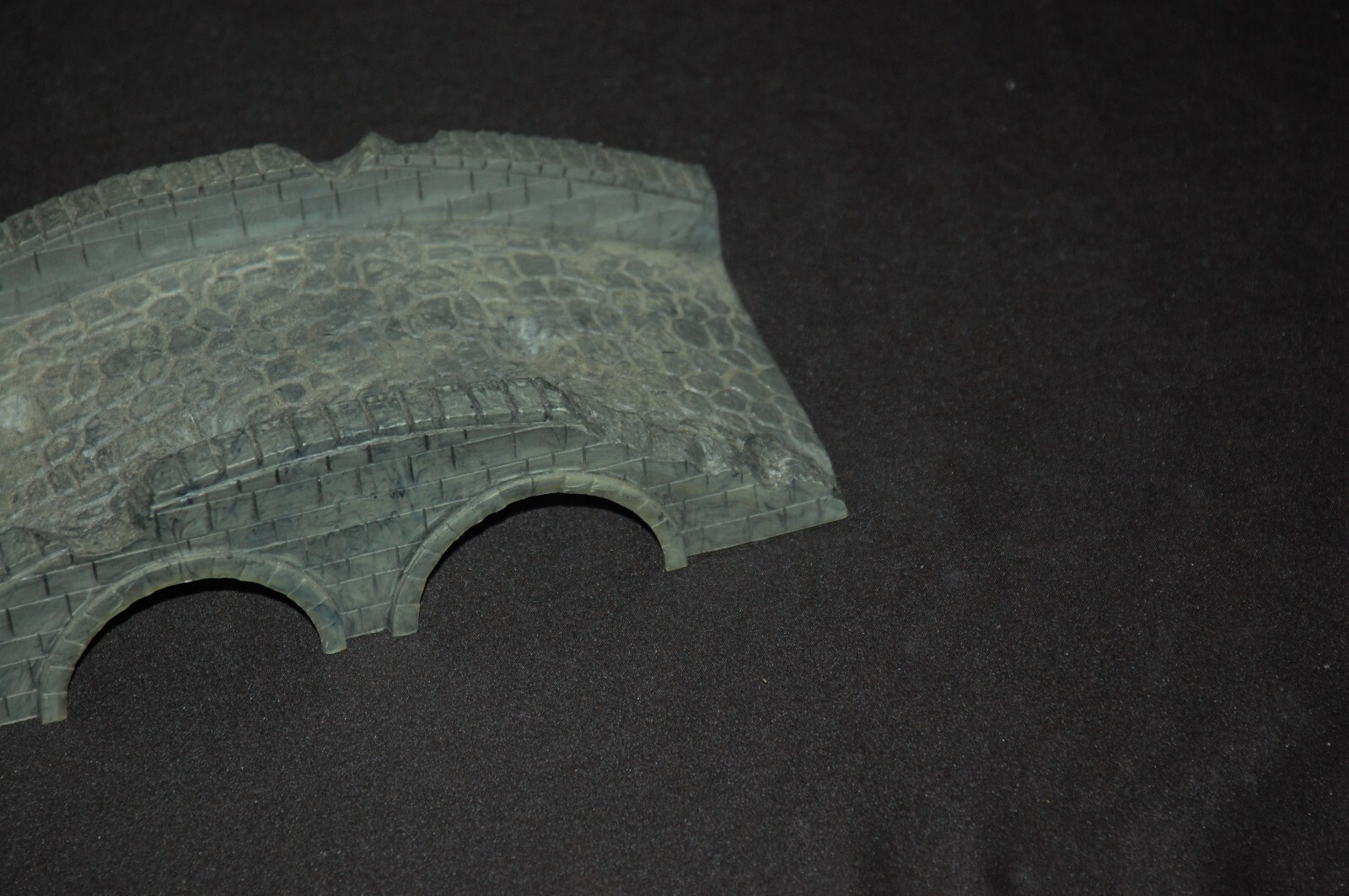 Conte Plastic Bridge Diorama Accessory 9.75" Long Scale Model Terrain