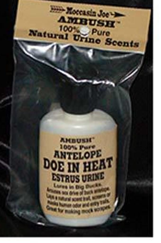 Moccasin Joe Ambush Natural Antelope Doe In Heat Urine Lure Scent Attractant