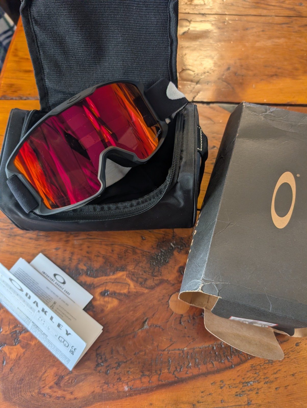 Oakley Line Miner S Snow Goggles- PRIZM Torch Iridium Lenses, Matte Black Strap