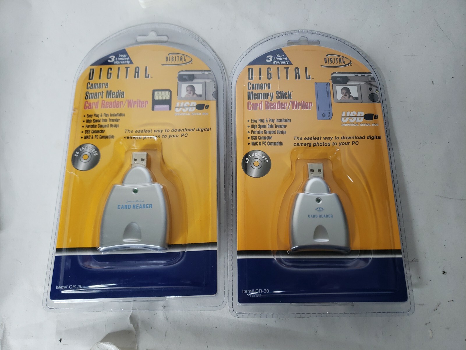 Lot of two Digital Concepts CR30 Camera Memory Stick Card Reader/Writer