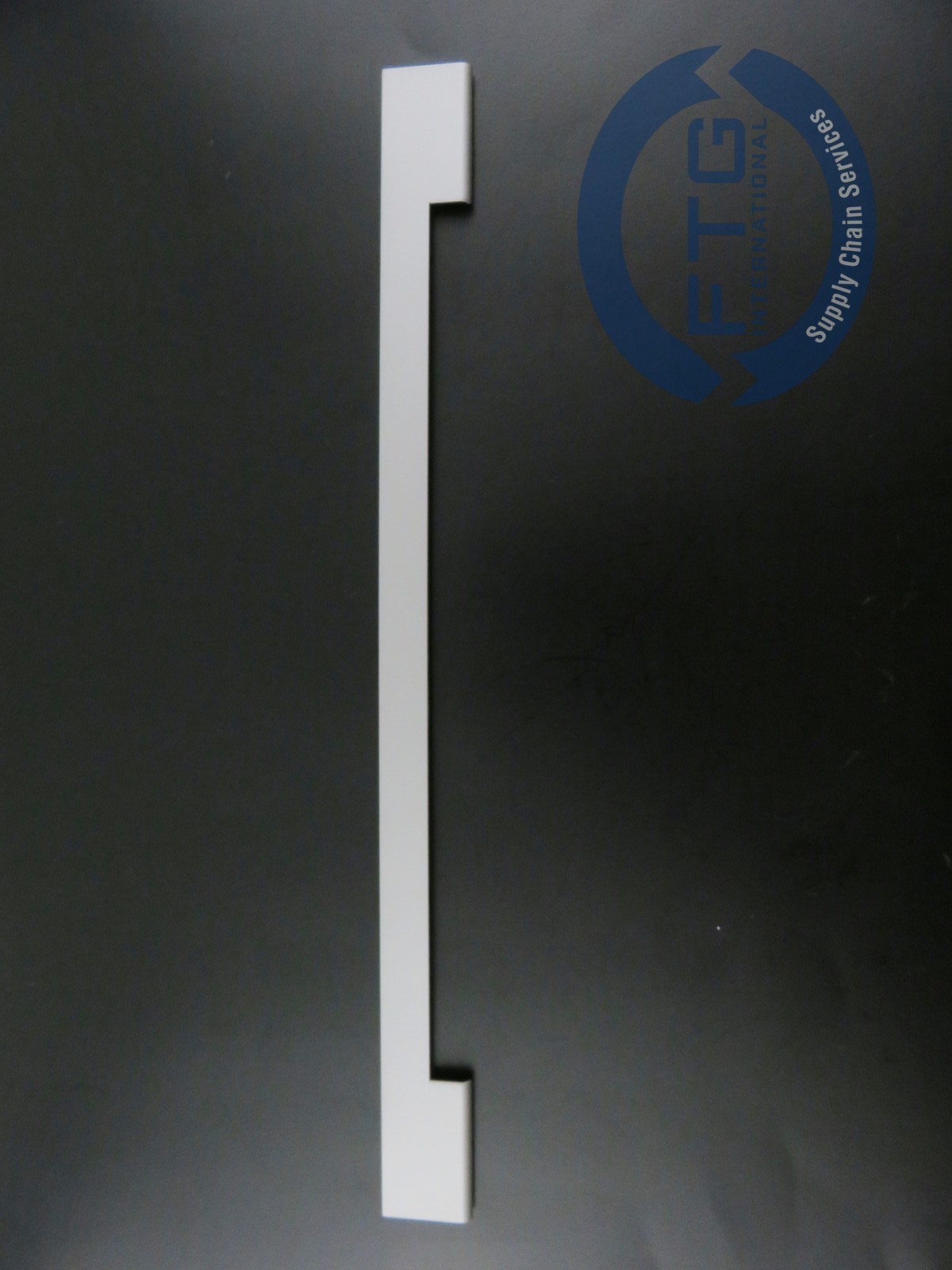 5CB1B34770 Strip Cover B 82HG Grey