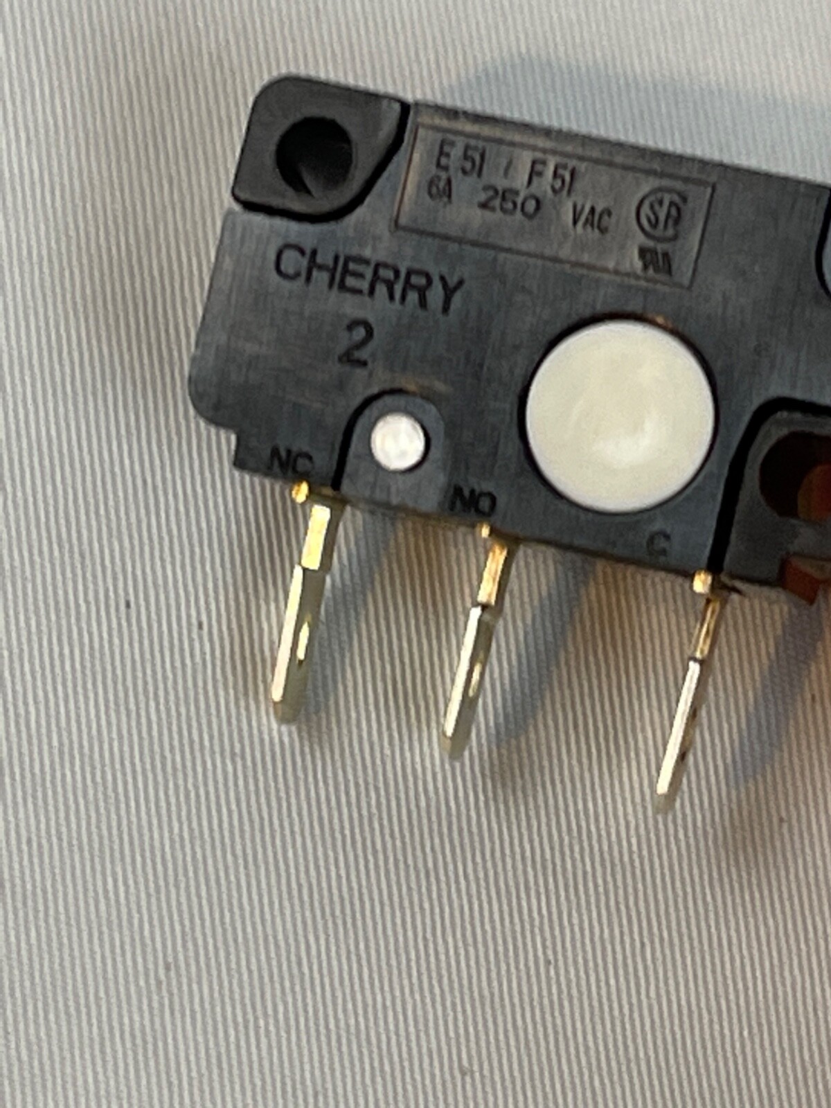 Original Cherry #2 Switch Vending Machine 6A 125/250 vac (E5160T0) 3366