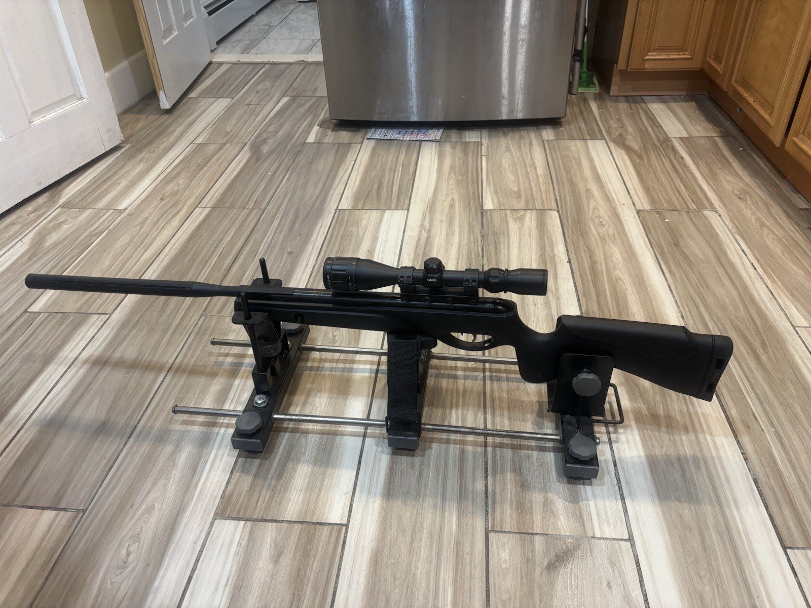 Gamo Silent bull Whisper 22 cal Pellet Air Rifle 1000fps Rifled Barrel Scope