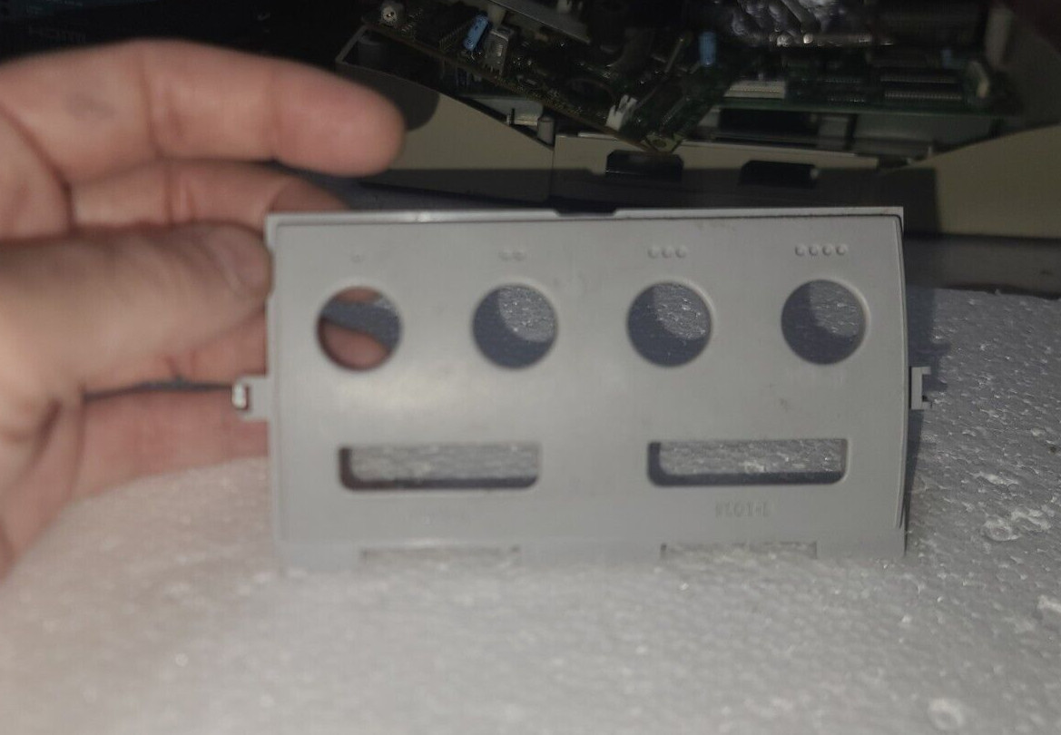Nintendo GameCube DOL-001 or DOL-101-(1)-Port Cover -Just OK Cosmetic-Fade/Marks
