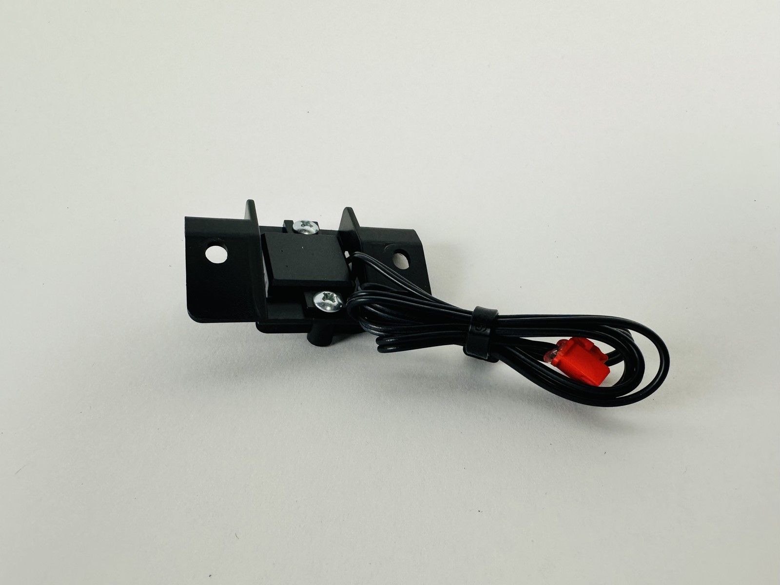 Horizon T9 Treadmill Safety Key Switch Receiver Module Wire (SS112)