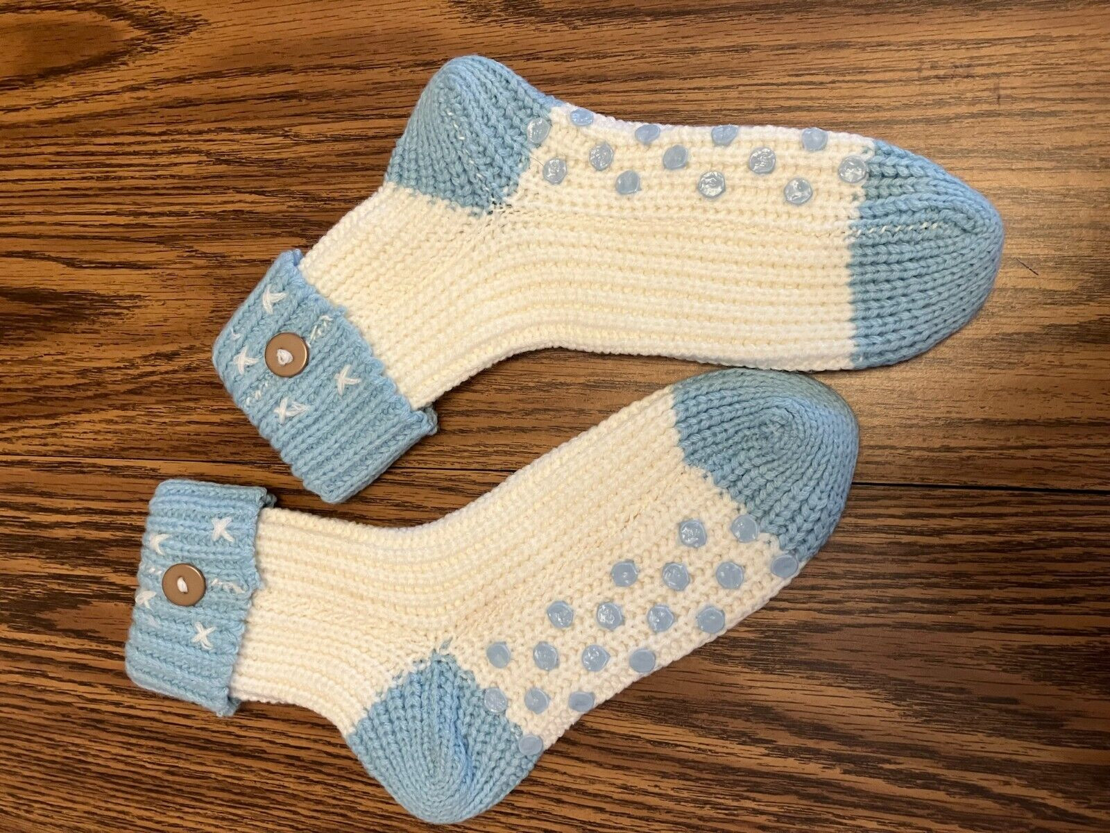 Non slip Slipper Socks - Blue/White - Size 5-7 - Ladies