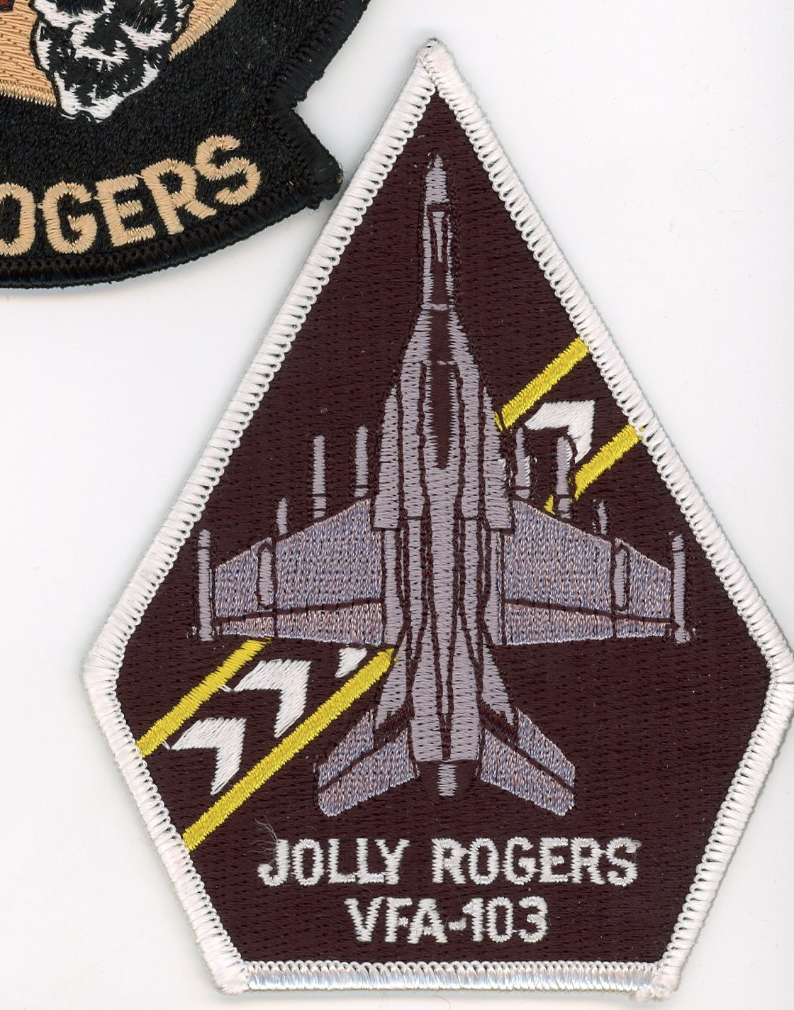 PATCH USN F/A-18 HORNET VFA-103 JOLLY RODERS PENTA WHITE IRON ON PARCHE
