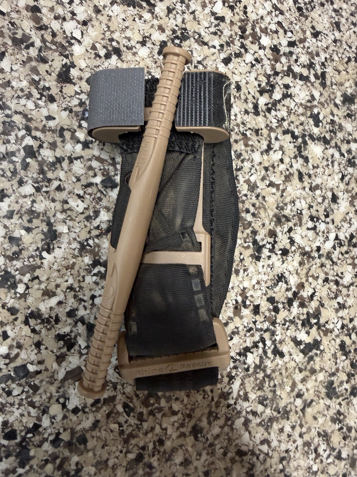 Rhino Rescue Tourniquet Military First Aid Medical Gear Original Militaria