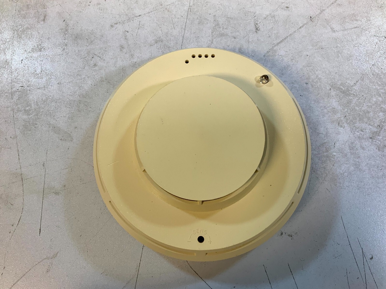 Siemens Cerberus Pyrotronics ILI-1 Intelligent Photoelectric Smoke Detector H1E*