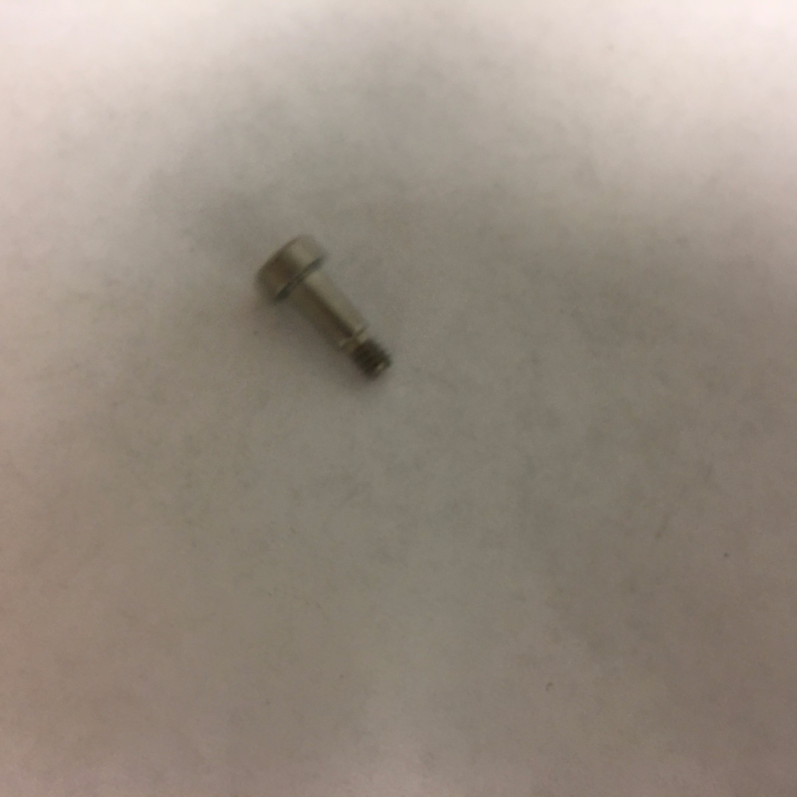 NEW Empire BT D*Fender Screw SHSS 5/32 DIA 5/16 LG 6-32 X .138 (72758)