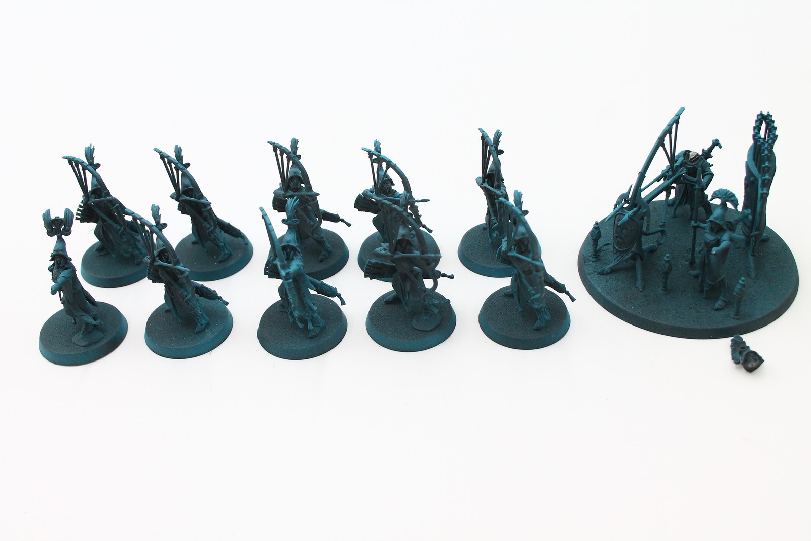 Used Warhammer AoS Lumineth: Vanari Auralan Sentinels (10), Ballista