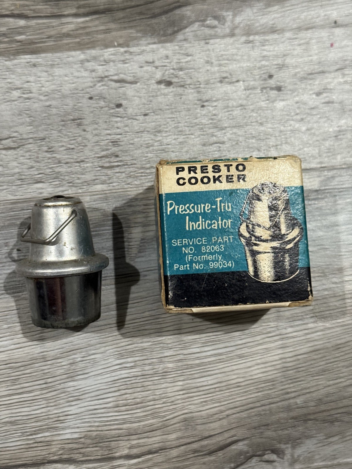 NEW Vintage PRESTO COOKER Pressure-Tru Indicator JIGGLER Top Part # 99034 in BOX