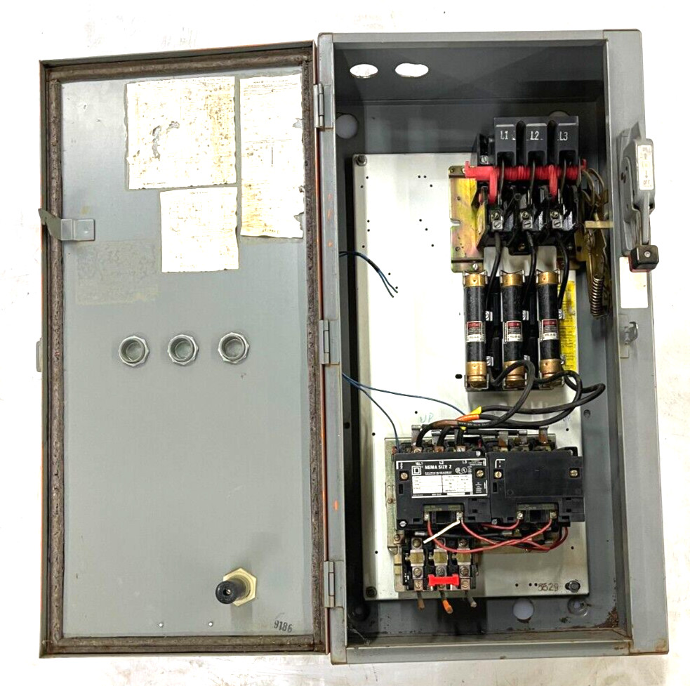 SQUARE D 8738 27A NEMA REVERSING COMBO STARTER