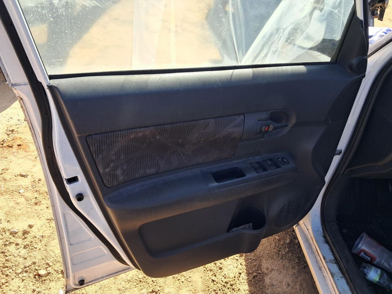 XB SCION 2015 Glove Box 4844156