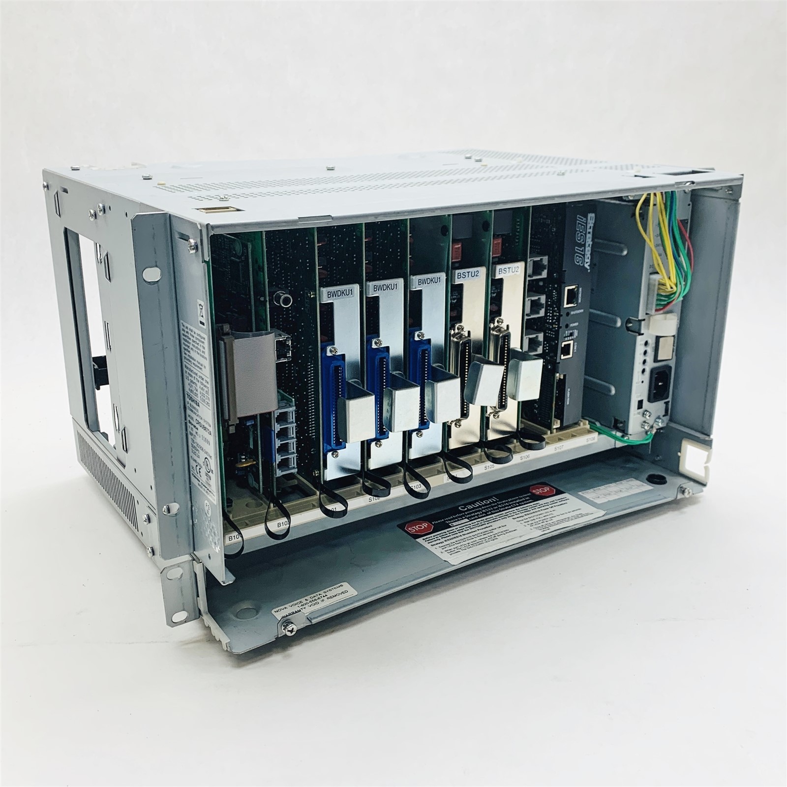 Toshiba Strata CRSUB672A IP Comm System Cabinet w/BCTU2A REMU1 3*BWDKU1 2*BSTU2