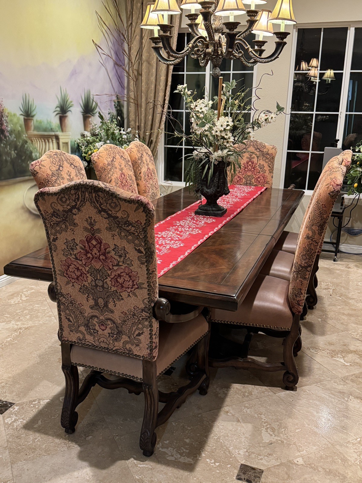 Dining Table set All Solid Wood. Table Extendable With 8 Chairs