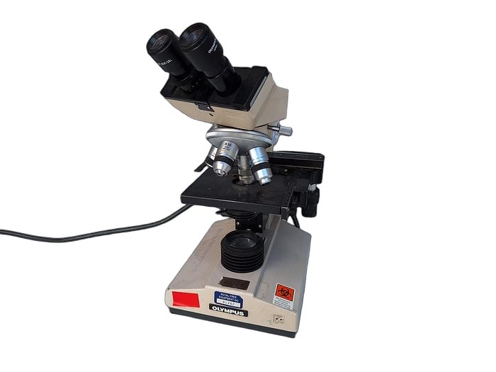 Olympus CH2 Binocular Laboratory Microscope with 3 Objectives