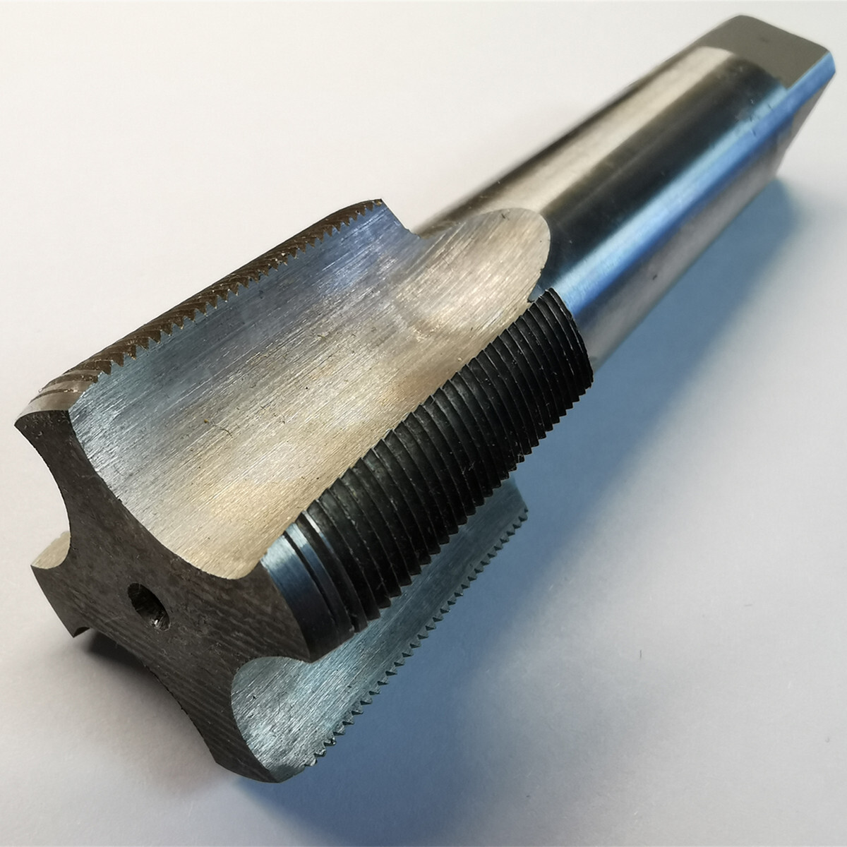 1pc HSS Right Hand Tap M75 X 3.0mm Taps Threading Tools 75mm X 3mm pitch