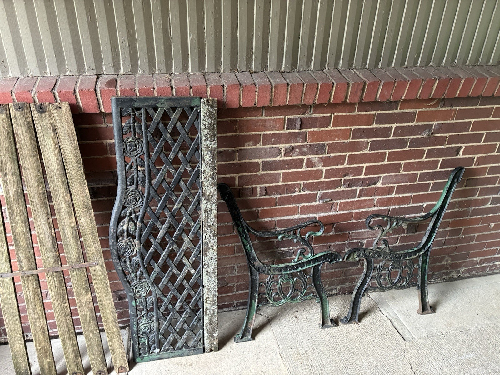 Antique Mid 1900’s Victorian Era Cast Iron Bench Project Rose Lattice Design
